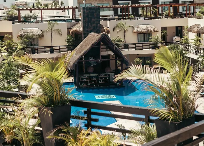 Aldea Thai Beachfront *