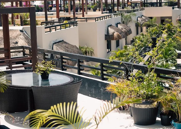 Aldea Thai Beachfront Apartamento Playa del Carmen