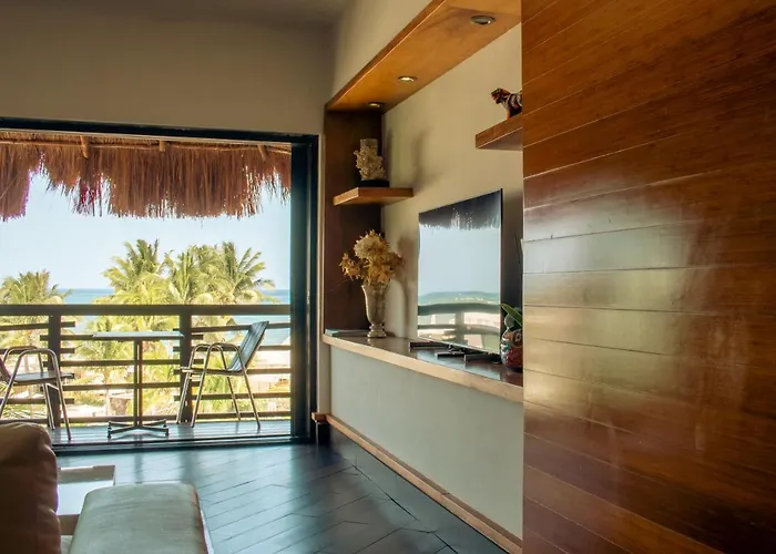 Aldea Thai Beachfront *