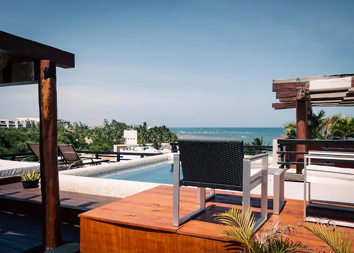 Aldea Thai Beachfront Apartamento Playa del Carmen