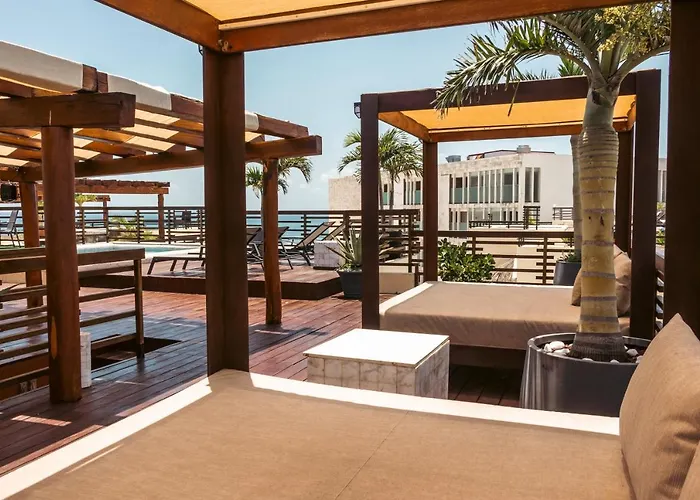 Aldea Thai Beachfront Apartamento Playa del Carmen